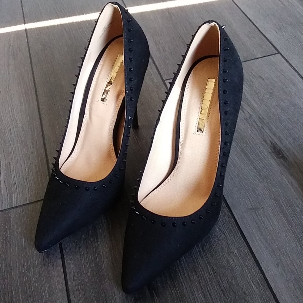 ❌SOLD❌Liliana Spiked Black stiletto sexy size 9